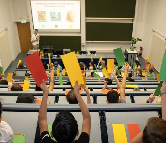 Max-Planck Kinder-Uni Max-Planck Kinder-Uni